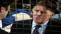 Minder S08 E12 The Coach That Came In From The Cold
