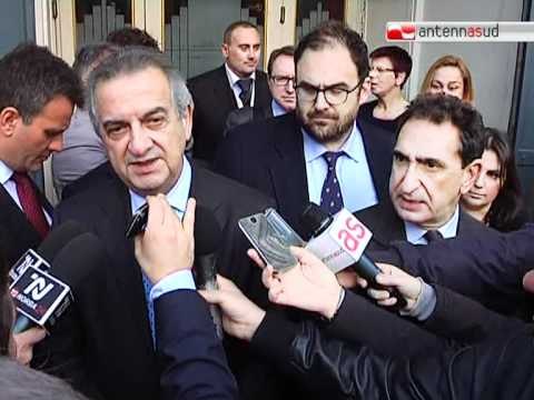 TG 31.03.12 Petruzzelli, Ornaghi: La priorità è far sopravvivere il teatro