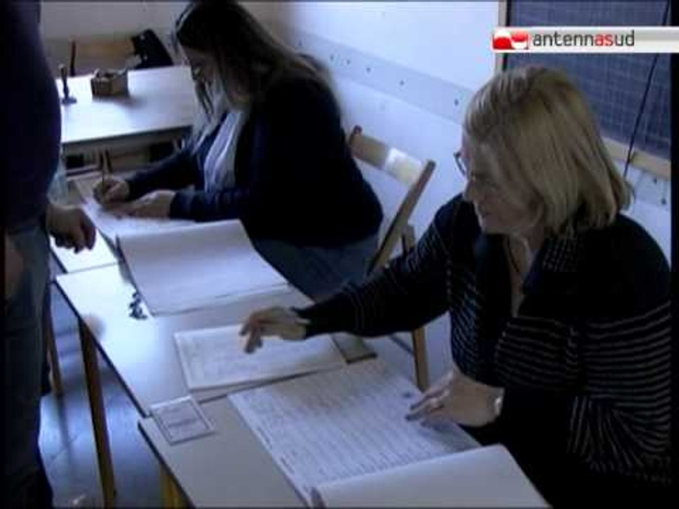 TG 21.05.12 Ballottaggi, seggi chiusi dalle 15 in 22 comuni pugliesi