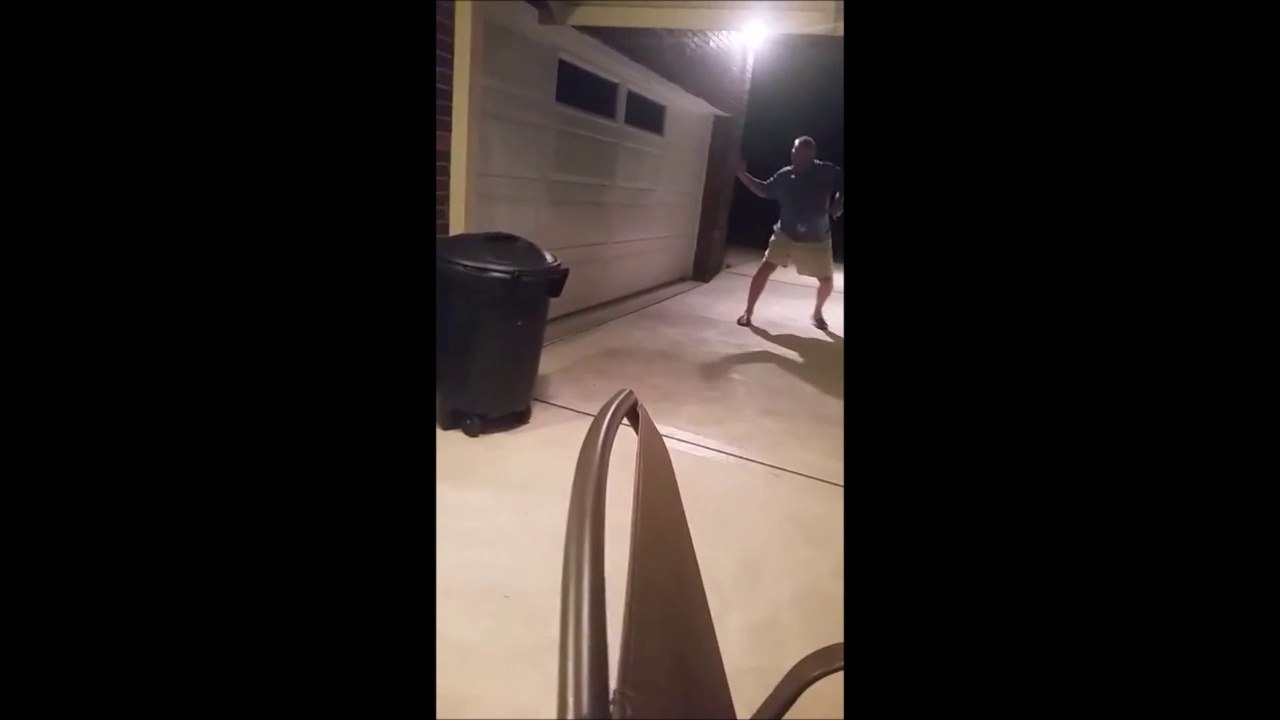 Essayer de neutraliser un papillon de nuit ! Fail