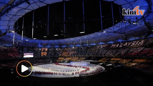 Thousands throng Bukit Jalil stadium for SEA Games opening ceremony