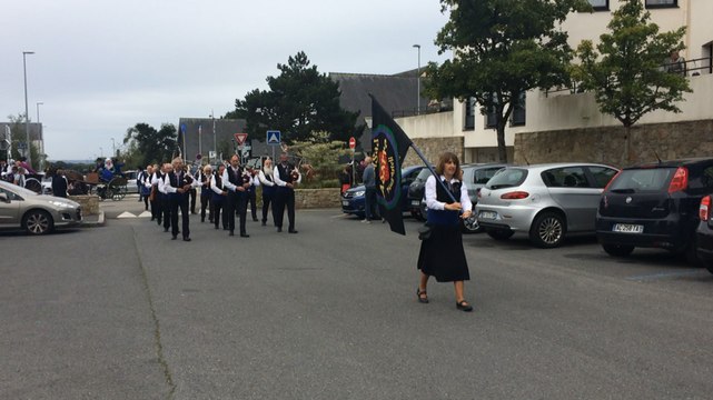 Danses bretonnes à la fête du Maërl