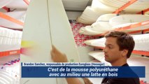 Dans les coulisses de la fabrication des planches de surf