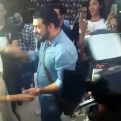 دنيا بطمة ترقص مع زوجها في المؤتمر الصحفي