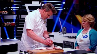 How to Fillet a Salmon Into 10 Equal Pieces _ Gordon Ramsay-T21phFISCmw