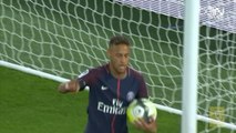 Neymar scores on home debut