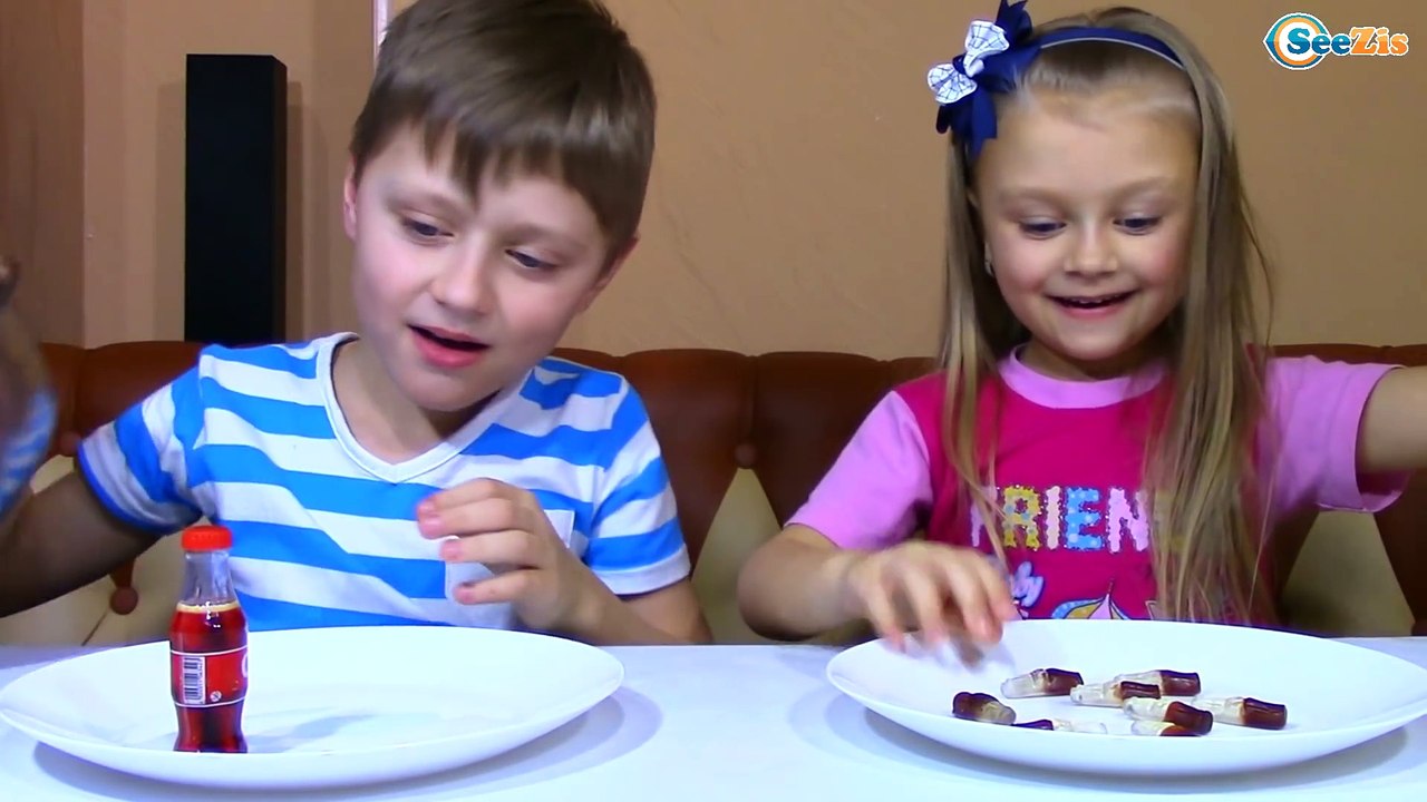 Обычная Еда против Мармелада Челлендж! Бешеный Хомяк! Видео для детей