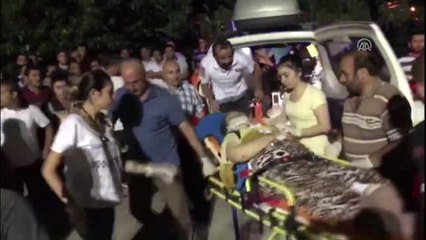 Kamyonet Şarampole Devrildi: 3 Ölü, 7 Yaralı