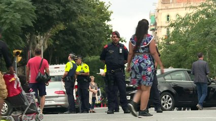 Barcelona homenajeó a las víctimas de los atentados