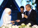 Cumhurbaşkanı Erdoğan, İki Gün Üst Üste Nikah Şahidi Oldu