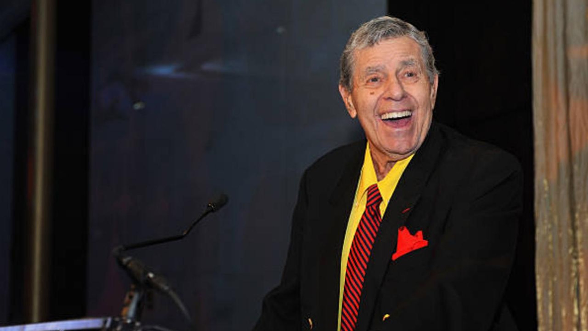⁣Jerry Lewis, Comedy Icon, Dies at 91 | THR News