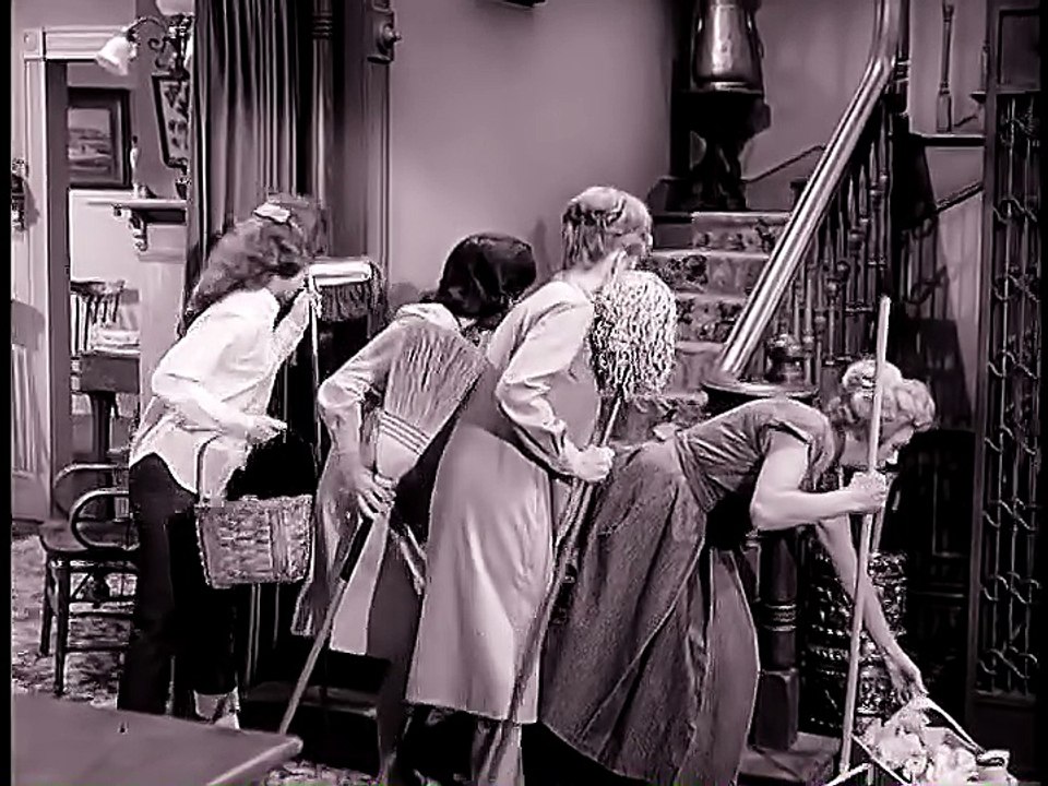 Petticoat Junction-Honeymoon Hotel