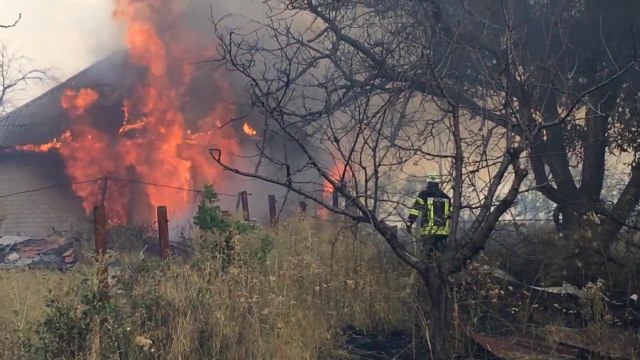 Террористы ДНР 19 августа, нарушив режим тишины, обстреляли крупнокалиберными пулеметами дома мирных жителей.