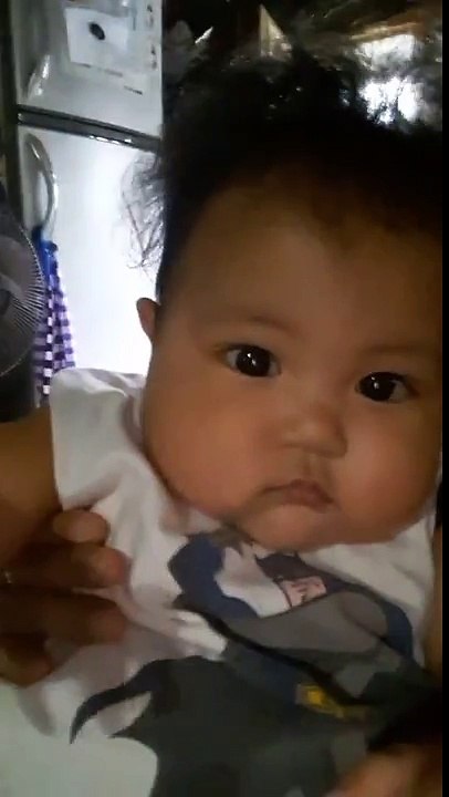 Enrique chubby cheeks dimple chin cutie lips 