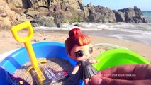 Toys Like Surprise Eggs for Kids L.O.L. Dolls - Learn Colors With Buckets at the Beach-JvzuaaFMoa8
