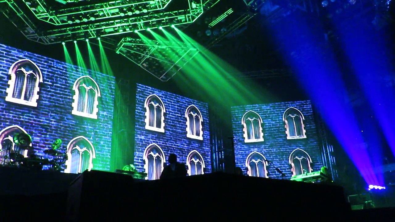 Trans Siberian Orchestra O Come All Ye Faithful/Oh Holy Night 11 20 2016 Al Pitrelli