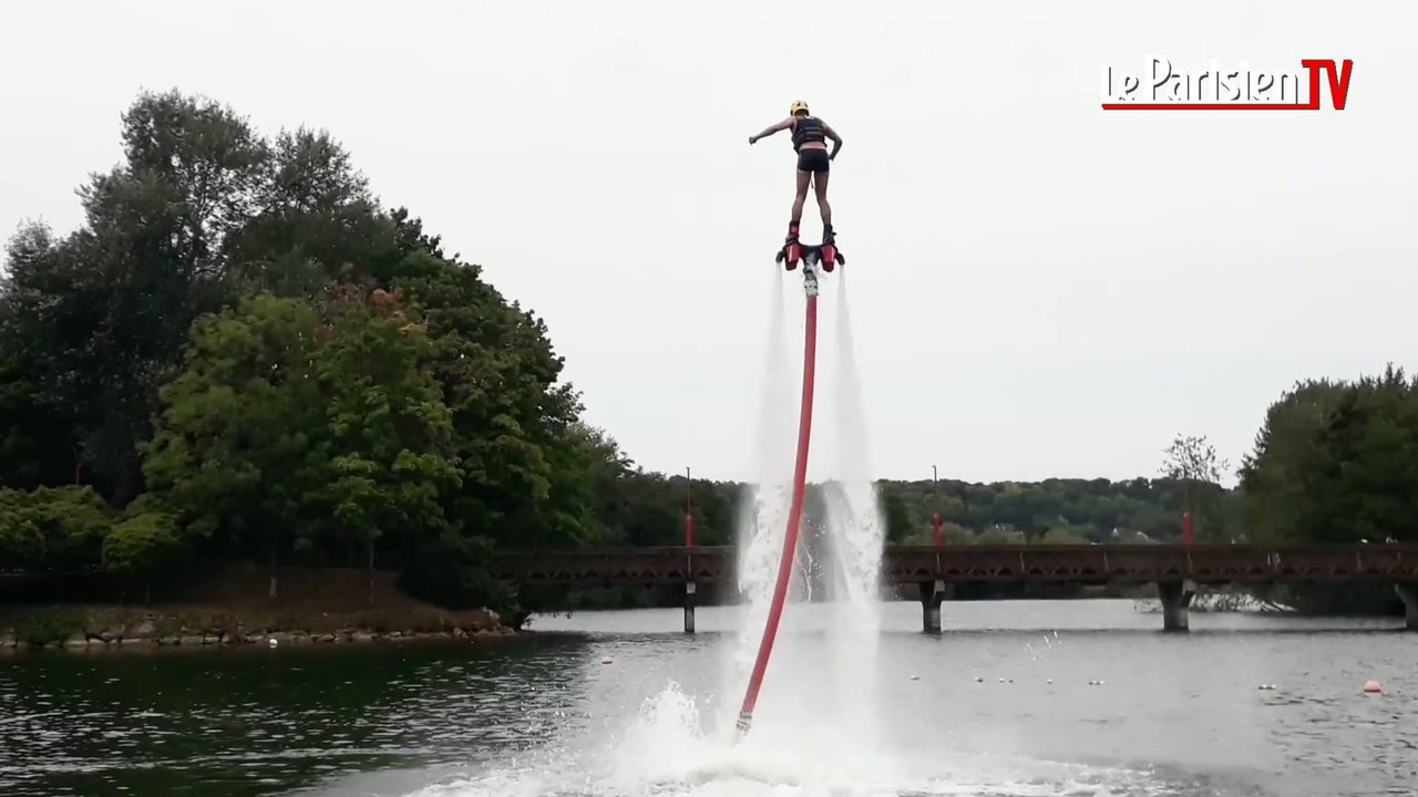 On a testé le flyboard sur l'île de loisirs à Cergy
