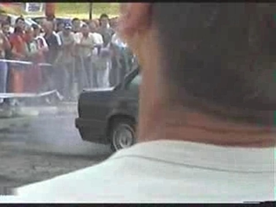 BMW e30 DRIFTING palenie gumy zlot torun DTM FAST