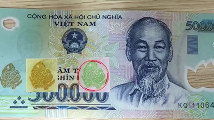 Cách phân biệt tiền giả và tiền thật