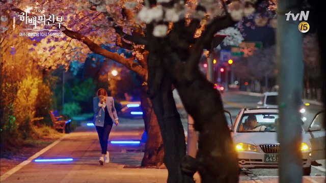 Hôn ngay từ tập đầu tiên, Cô Dâu Thủy Thần khởi đầu với rating cao kỷ lục