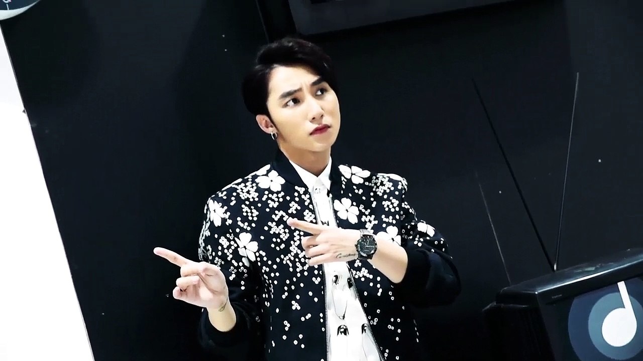 Sơn Tùng tiết lộ mình là ngựa non háu đá và "“Thời đi học chưa từng tỏ tình thất bại…”