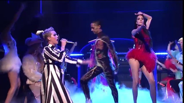 Những ngôi sao Hollywood “không đội trời chung”