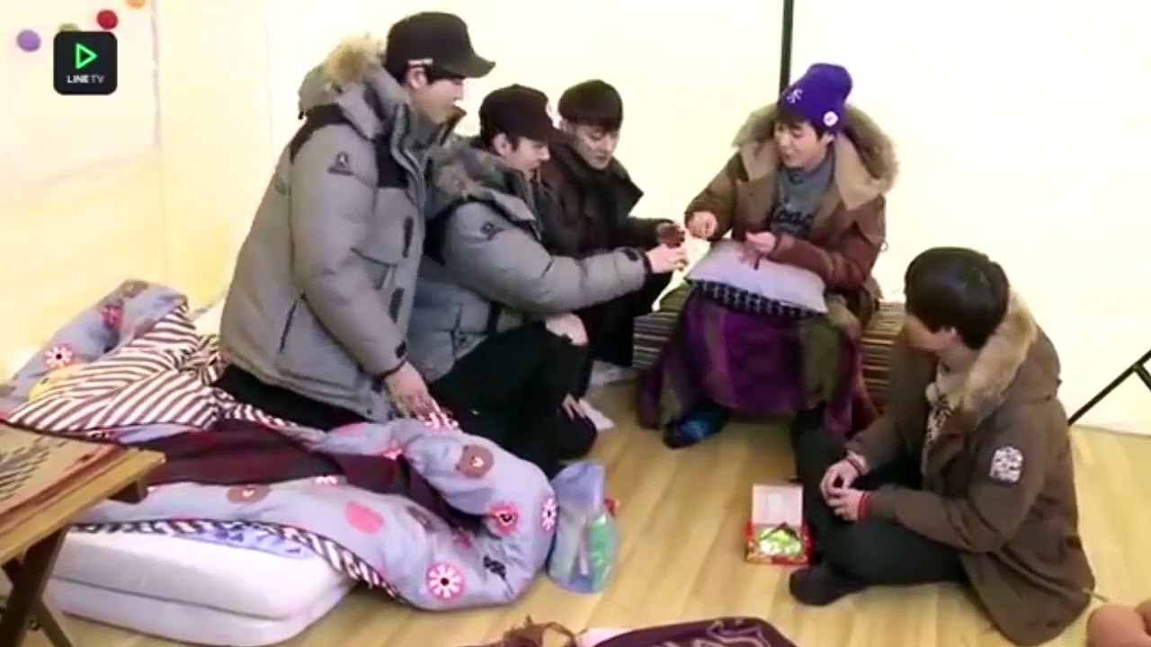 Nhà đài “chiều lòng hủ nữ” bằng những trò chơi kích thích.