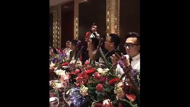 Đàm Vĩnh Hưng và Dương Triều Vũ song ca trong đám cưới 14 năm 9 tháng