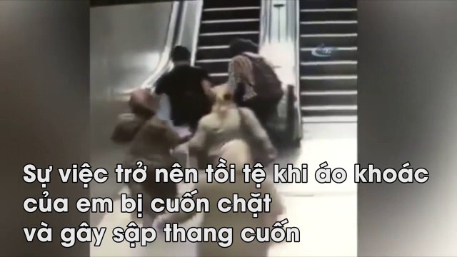 chạy nhảy trên thang máy, cậu bé 9t bị thang cuốn xuýt chết