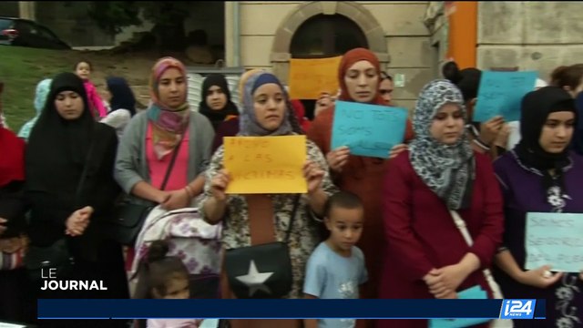 Enquêtes sur les attaques en Catalogne: le conducteur de la camionnette-bélier toujours en cavale