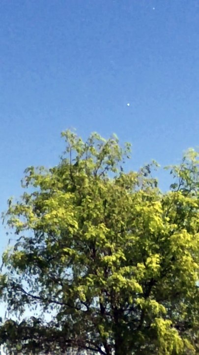 Daytime UFO over El Paso, Texas