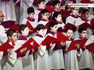 Скачать видео: TG 16.06.12 Le emozioni del Coro della Cappella Sistina nella Cattedrale di bari