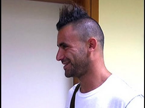 TG 14.07.12 I calciatori del Bari tra visite mediche e ritocchi al look