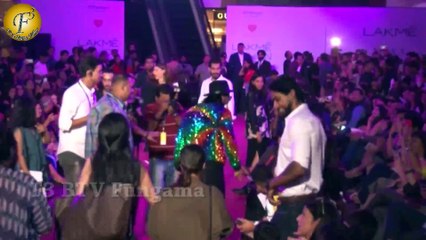 Ranveer Singh In Very Different Look Attend Lakme Fashion Week 2017