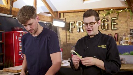 Putting French Fries With A Beef Stir Fry = AMAZING-ef4ziJq76p4