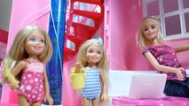 Pour clin doeil nouveau directeur leçon désappris école poupée Barbie Steffi enfants de lécole ICs