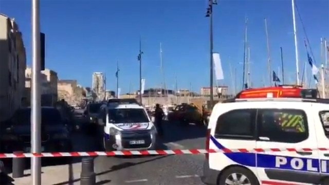 Fransa'da Bir Araç Otobüs Durağına Daldı: 1 Ölü