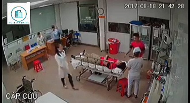 CHỦ TỊCH PHƯỜNG TRUNG ĐÔ - TP VINH HÀNH HUNG BÁC SĨ BỆNH VIỆN 115 NGHỆ AN!