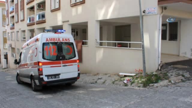 Kapıyı Çaldı, Apartı Ateşe Verip Kaçtı