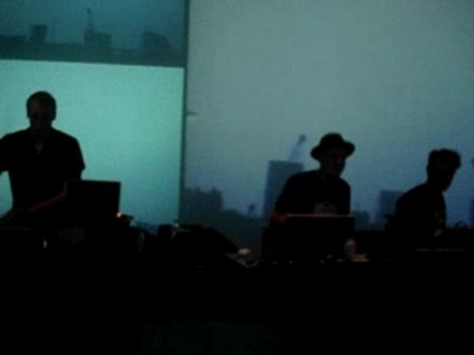 Modeselektor 200007 feat TTC