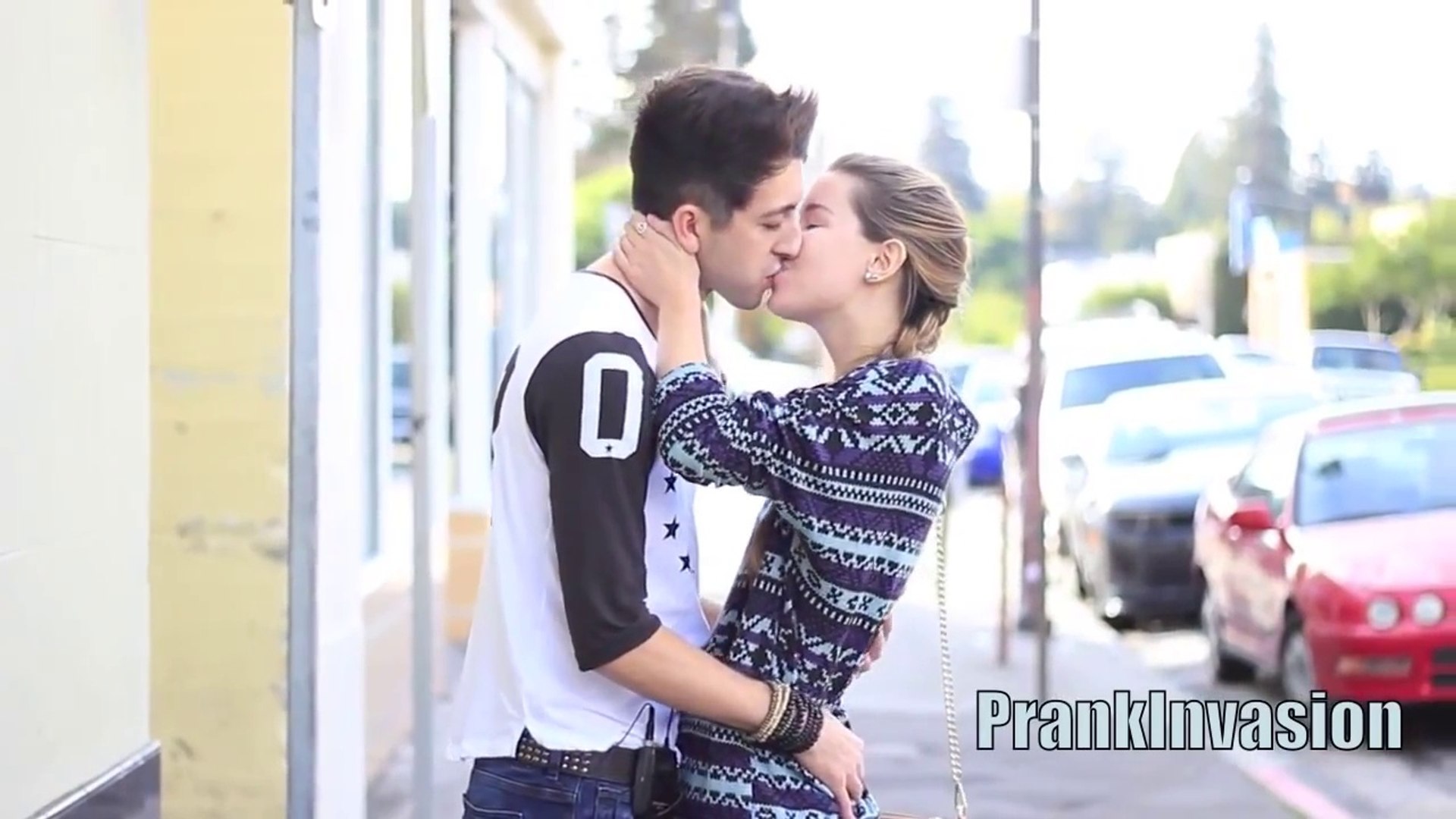 Kissing Prank - Sneaky Name - video Dailymotion.