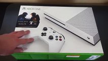 Unboxing the Xbox One S 500GB Halo Bundle