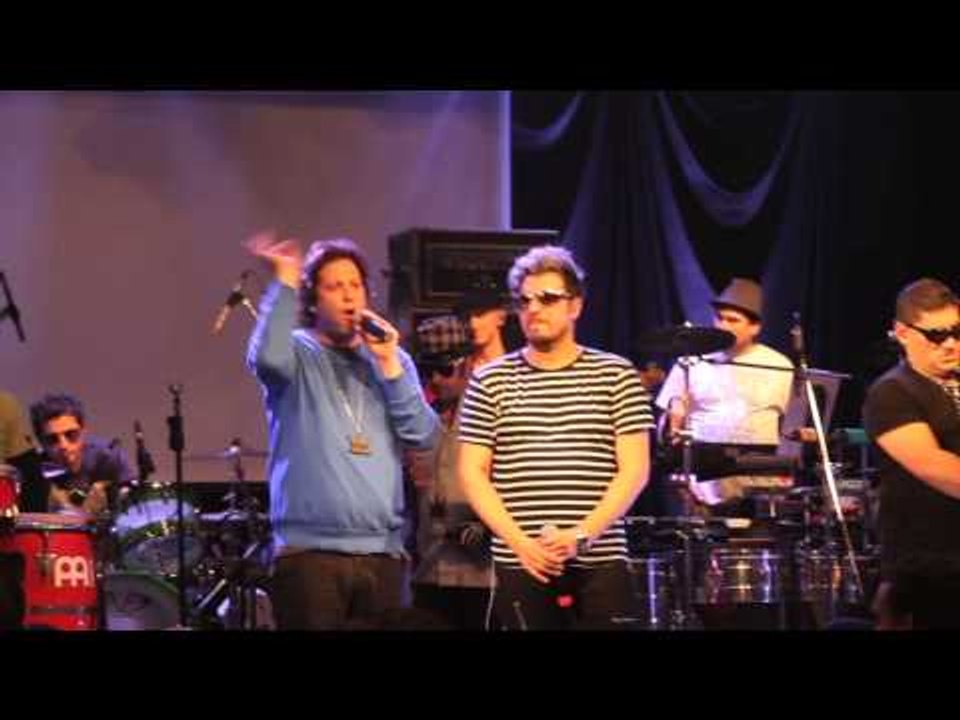 Los Auténticos decadentes - Entrega disco de Oro "Hecho en México"