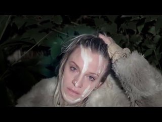 Wanna wanna - Yeah yeah (video oficial)