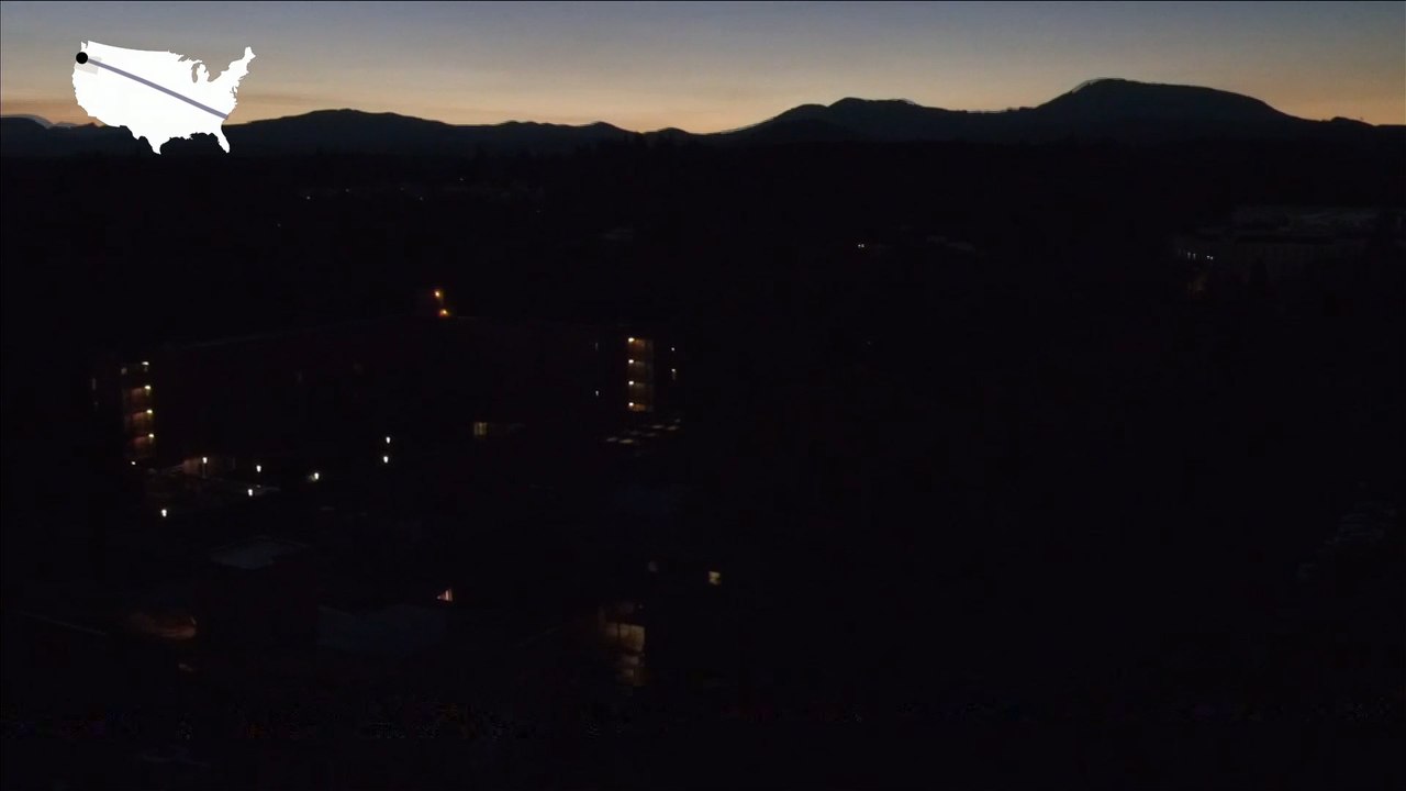 Drone footage captures total eclipse over Oregon