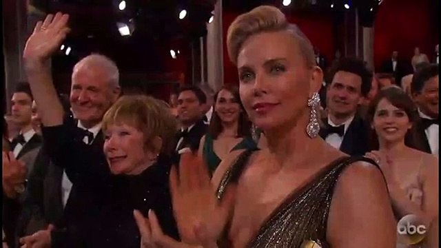 The moment Shirley MacLaine witnessed brother Warren Beattys Oscar fiasco