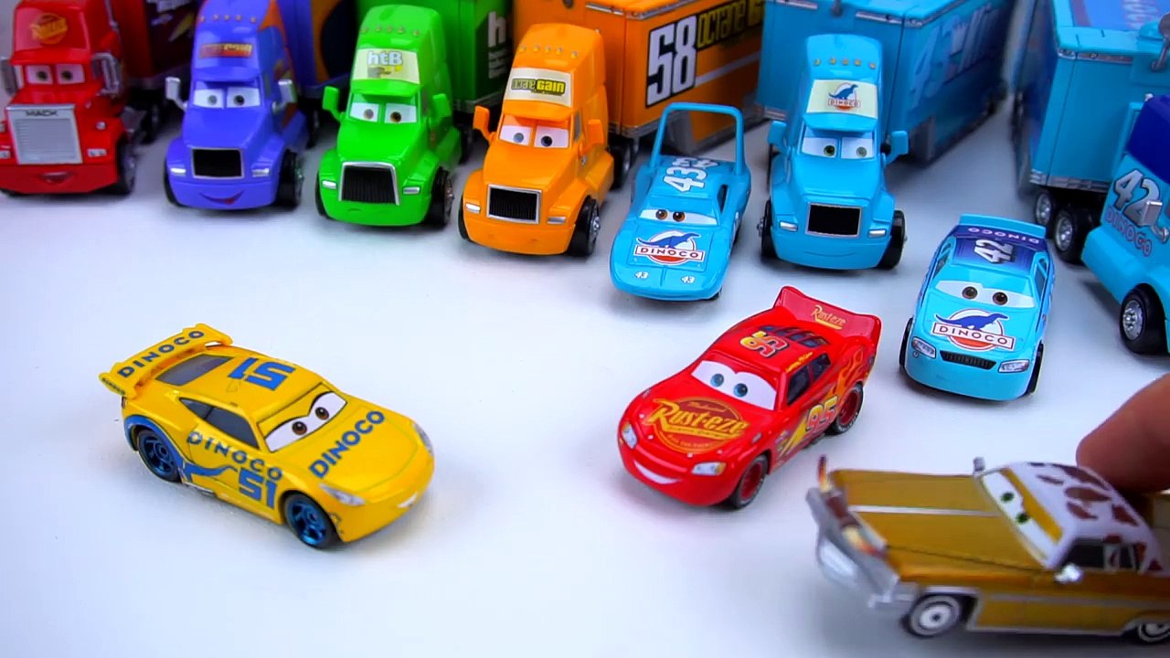 CARS 3 MOVIE SCENES WITH TOYS THUNDER HOLLOW LIGHTNING PISTON CUP RACING
