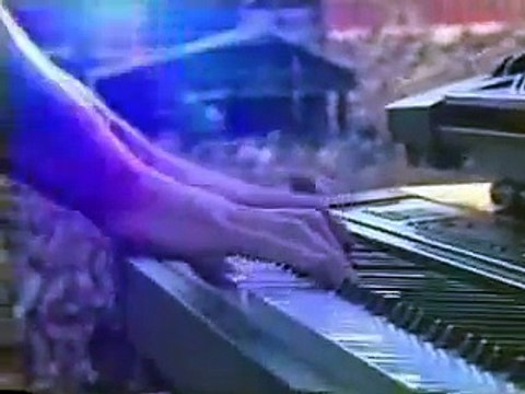 Bon Jovi - Dry County (Live From London '95) (360p_30fps_H264-96kbit_AAC)