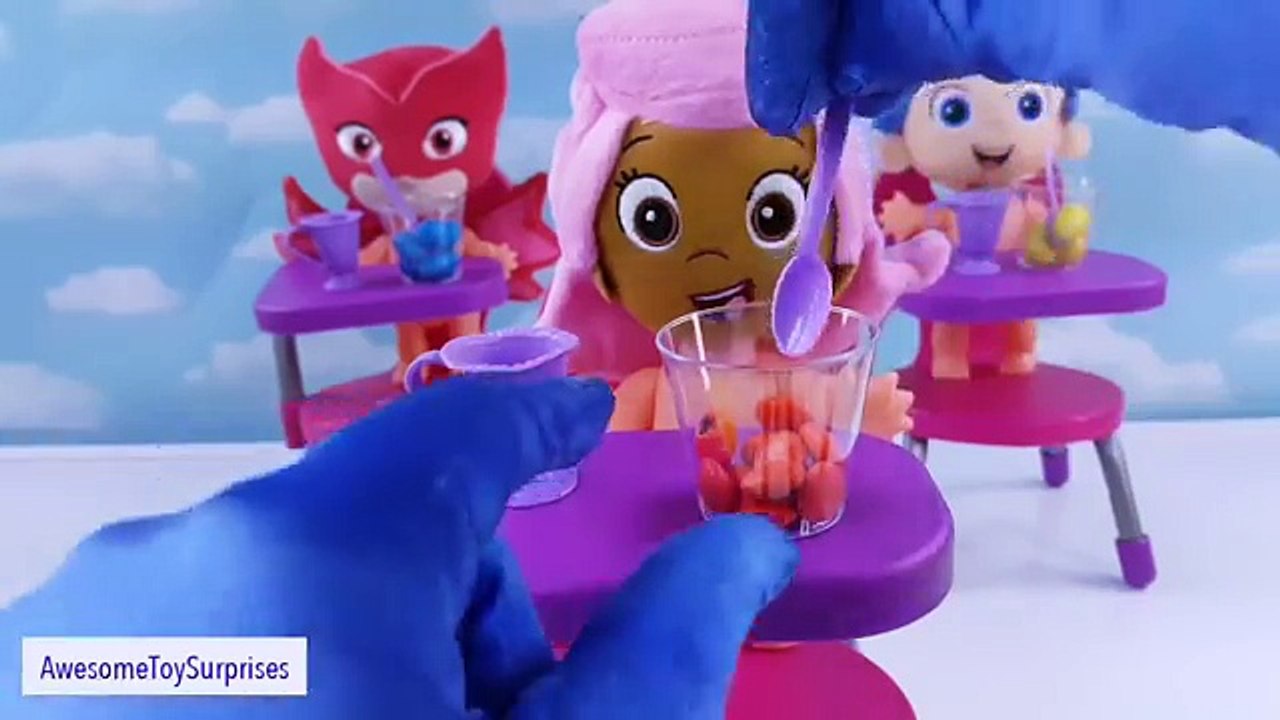 Bulle guppys et masques bébés Apprendre pot entraînement et alimentation amusement garderie Rime voir