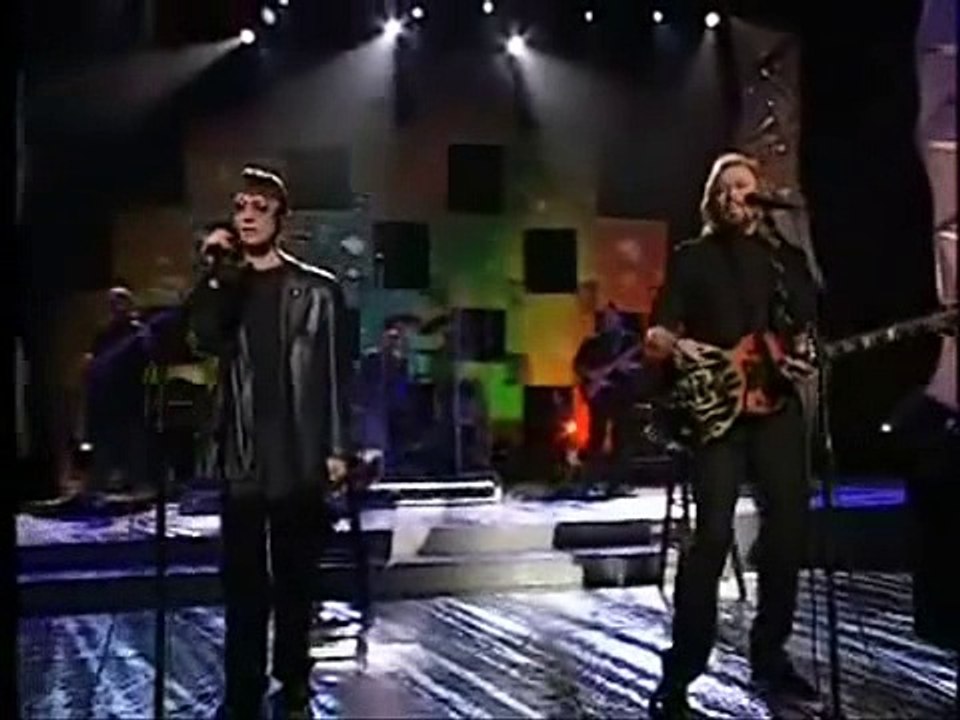 THE BEE GEES - 2001 - "Man In The Middle"